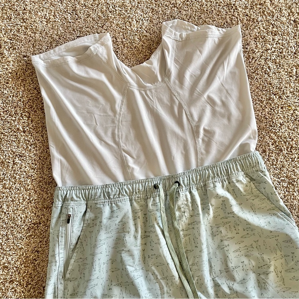 Eddie Bauer Volley Swim Trunks Shorts Men’s L Light Blue Fish Print 8” Inseam - Picture 10 of 13